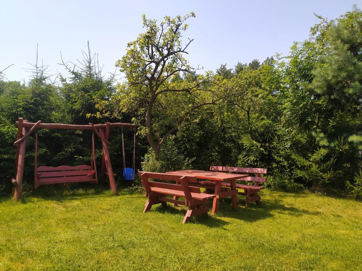 Dolistowka: Apartamenty z Jacuzzi, Ogrodem i Placem Zabaw Goniadz Exterior photo
